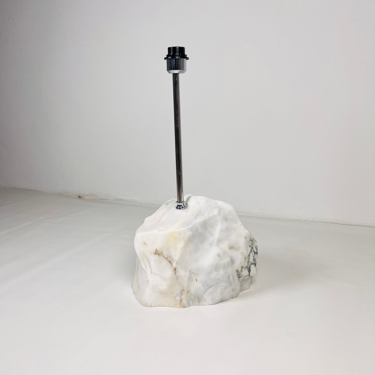 Wide Stone Base Lamp - Gray Commando