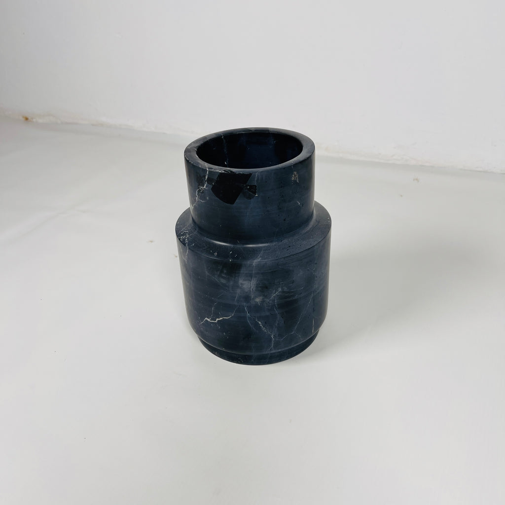 Black With White Veins Vase(Small)