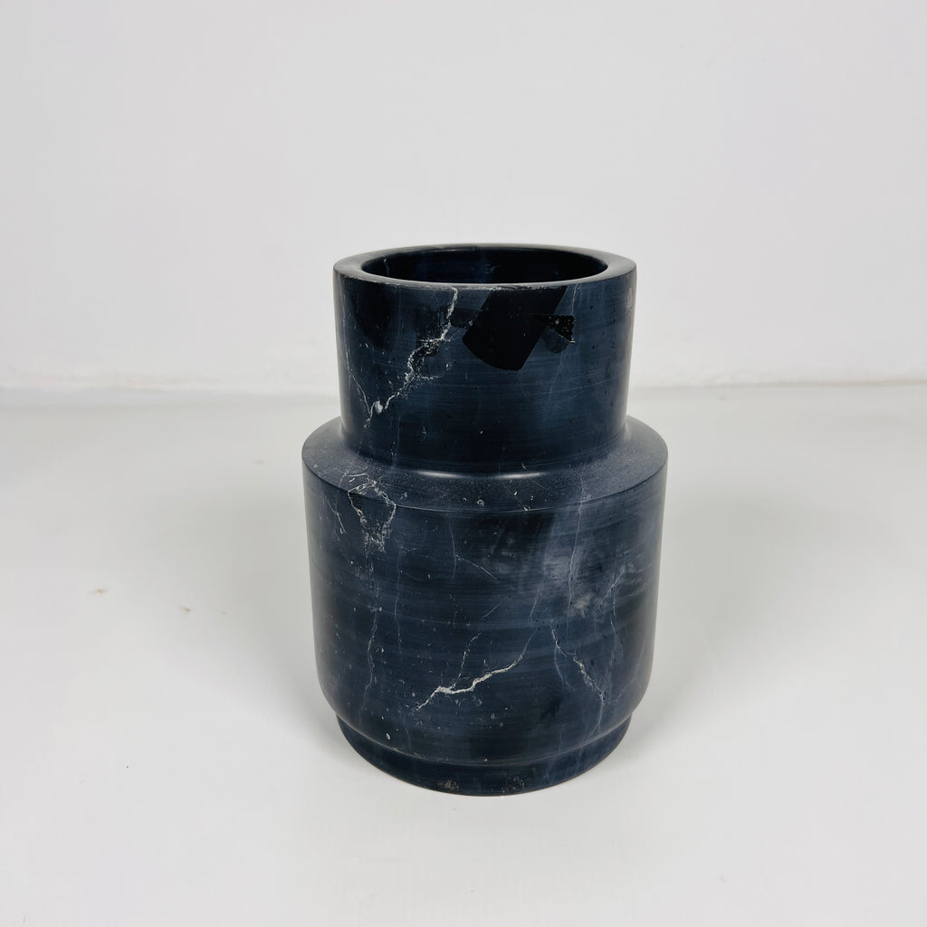 Black With White Veins Vase(Small)