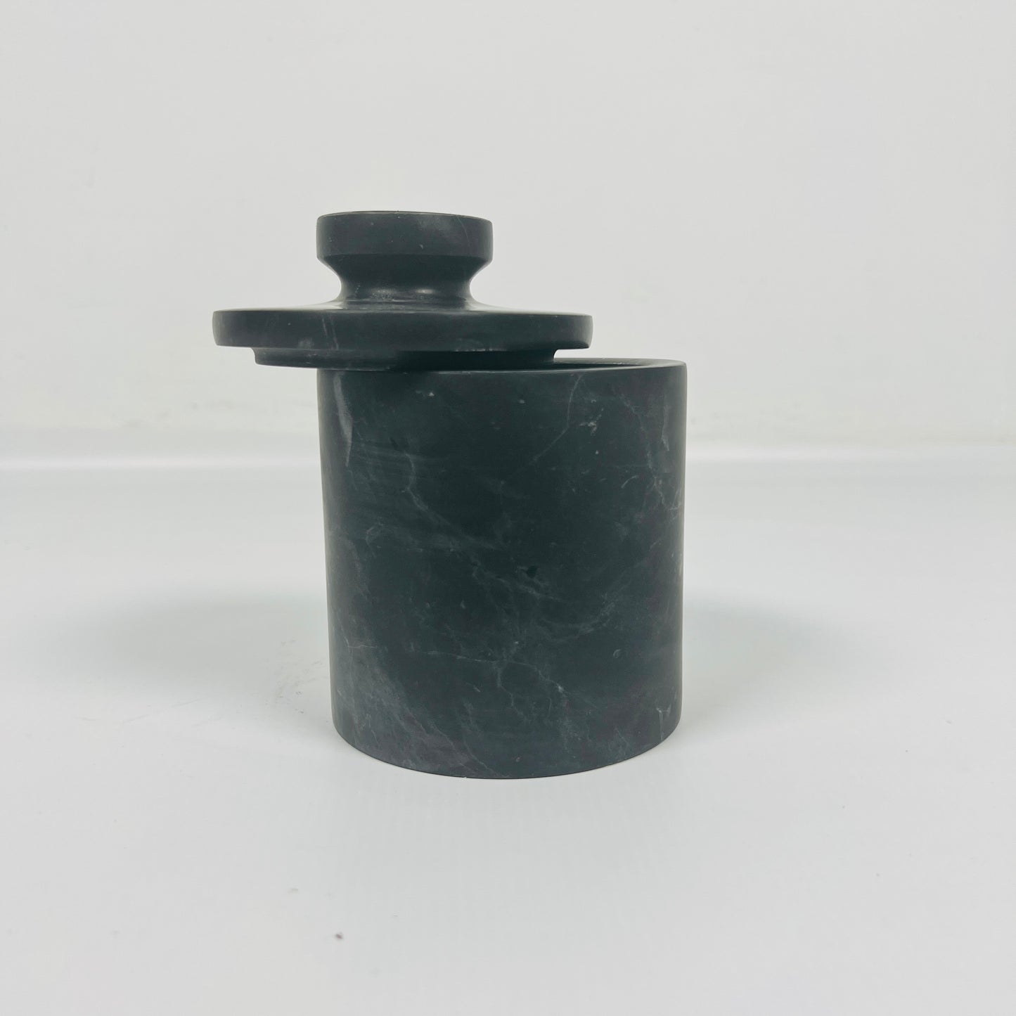 Monochrome Jar