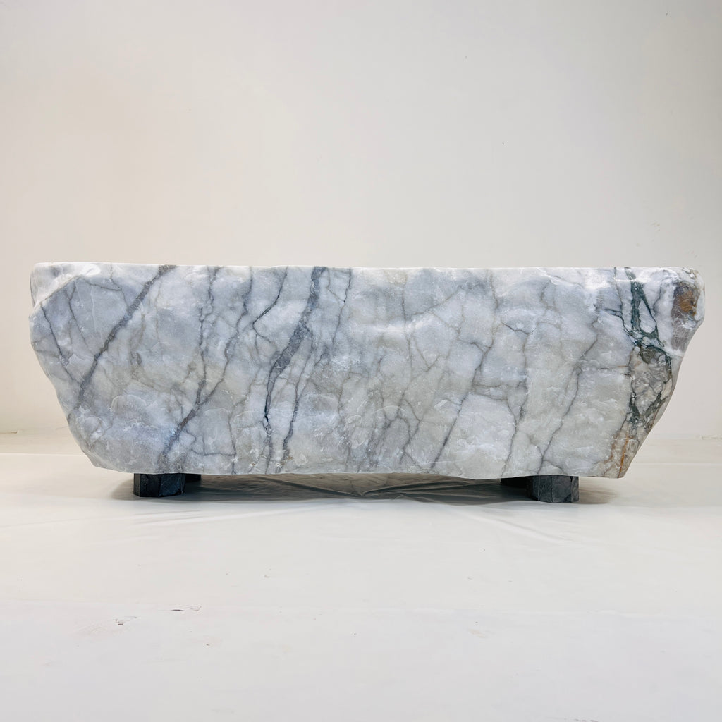 Hand Crafted Marble Bathtub in Grey Veined Marble