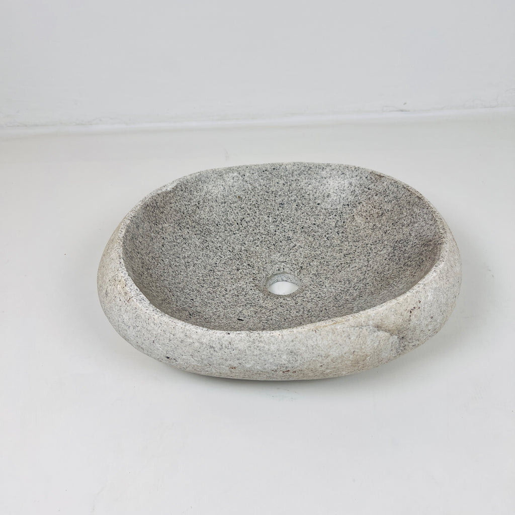 Eggshell Spotted River Stone Sink