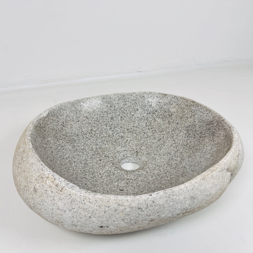 Eggshell Spotted River Stone Sink