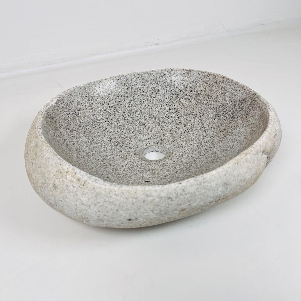 Eggshell Spotted River Stone Sink