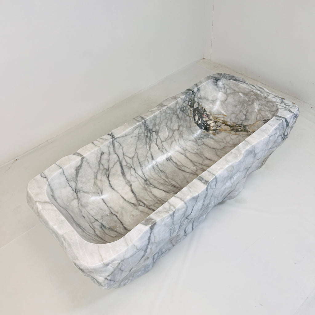 Hand Crafted Marble Bathtub in Grey Veined Marble