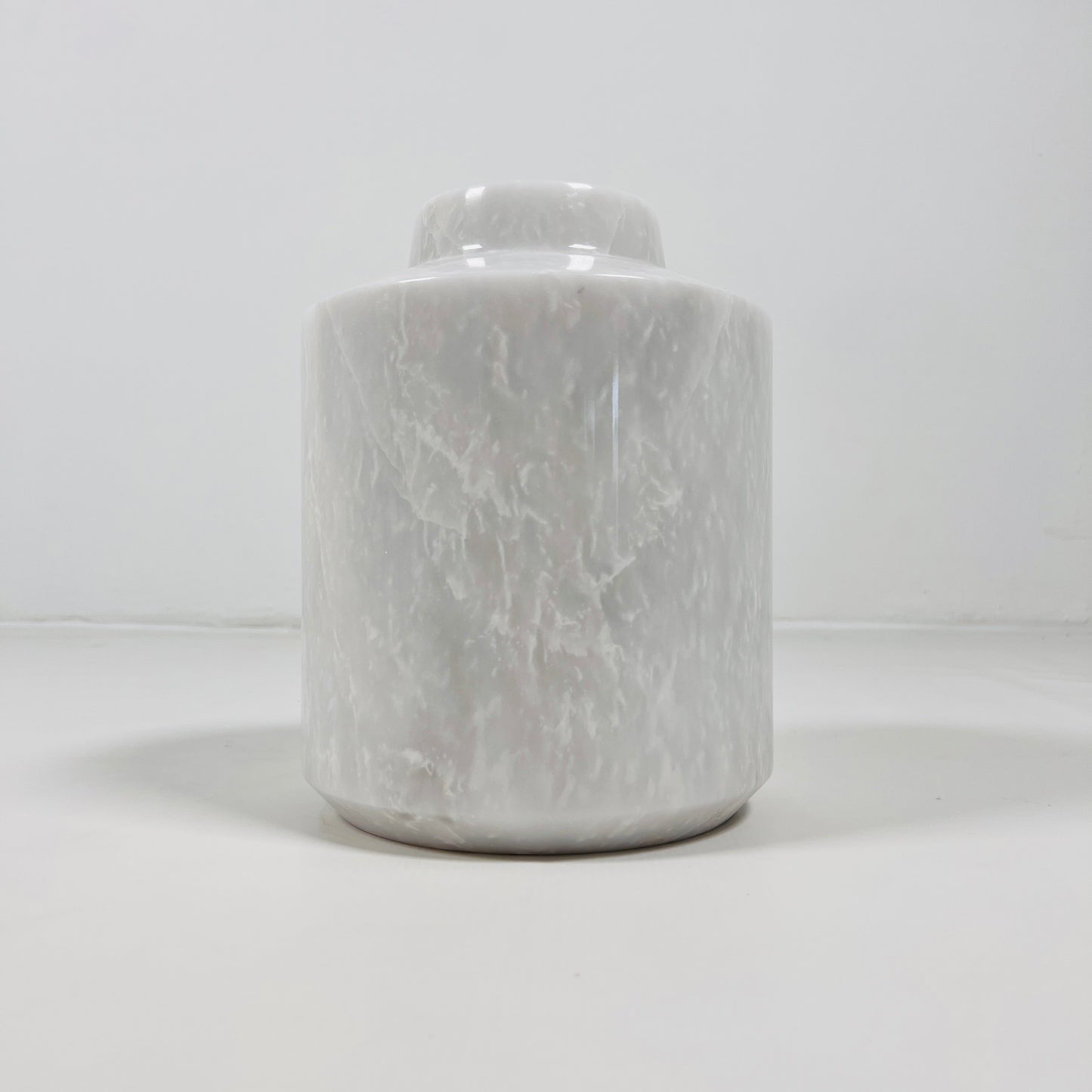 Wide Bottom Vase - Cheetah White