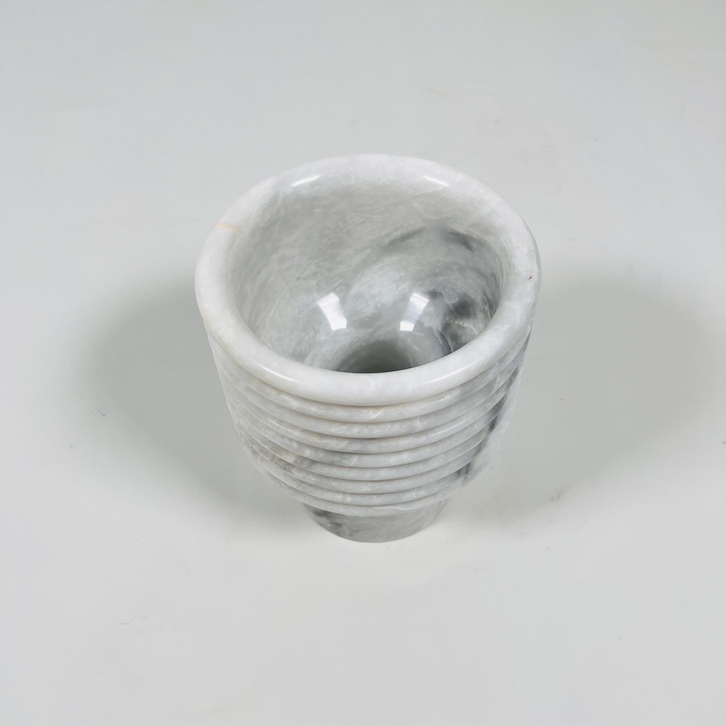 Echo Vase - Gray