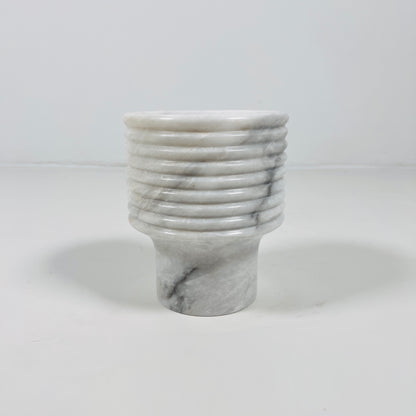Echo Vase - Gray