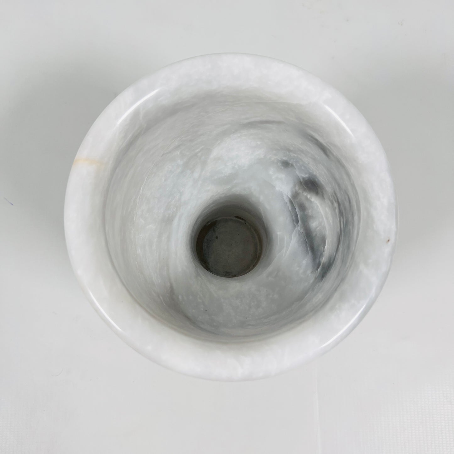 Echo Vase - Gray