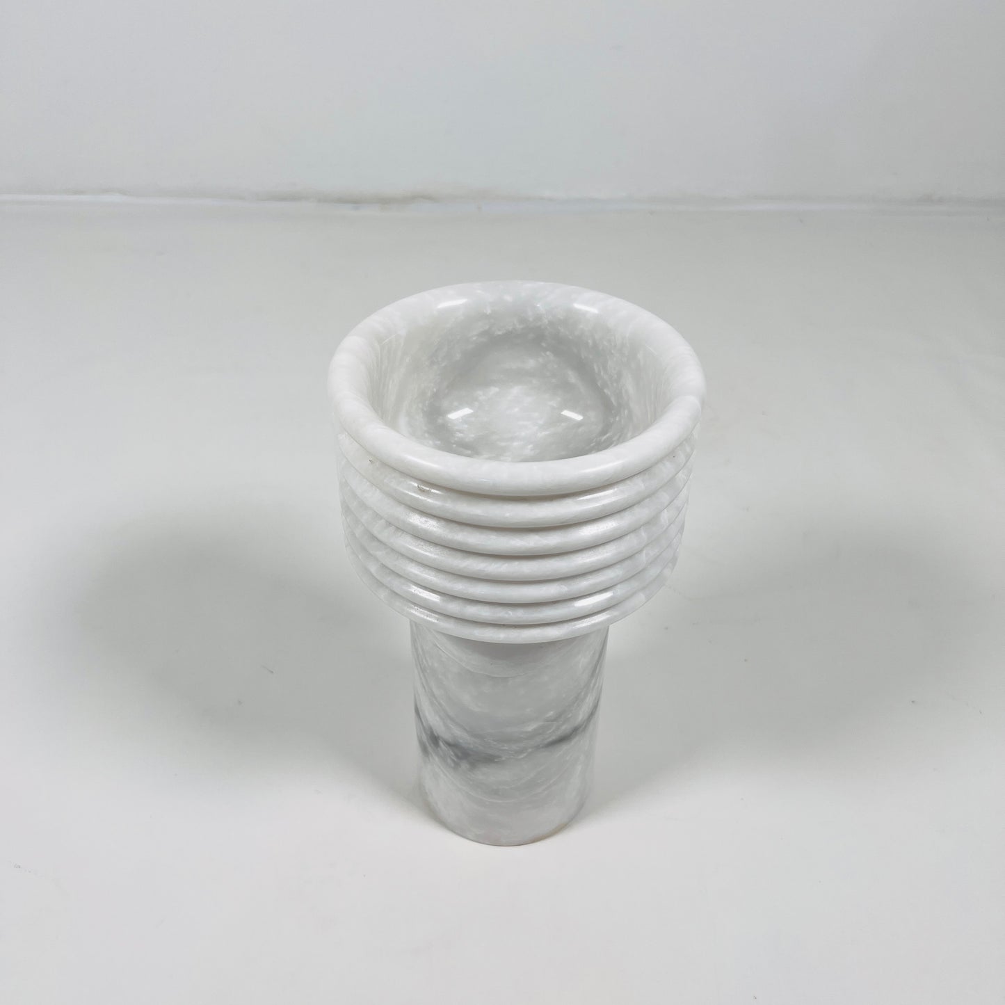 Echo Vase - Gray