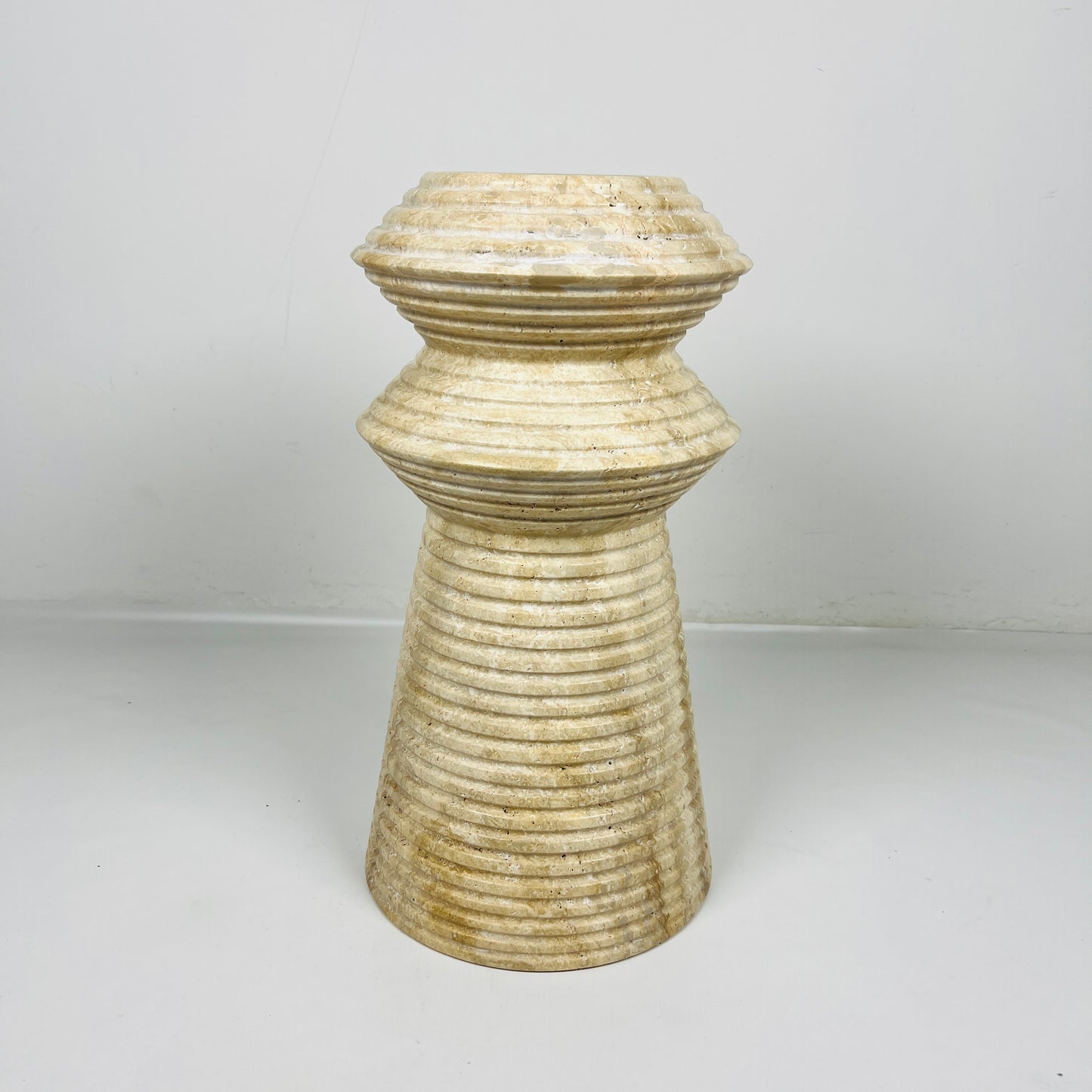 Canyon Vase - Travertine