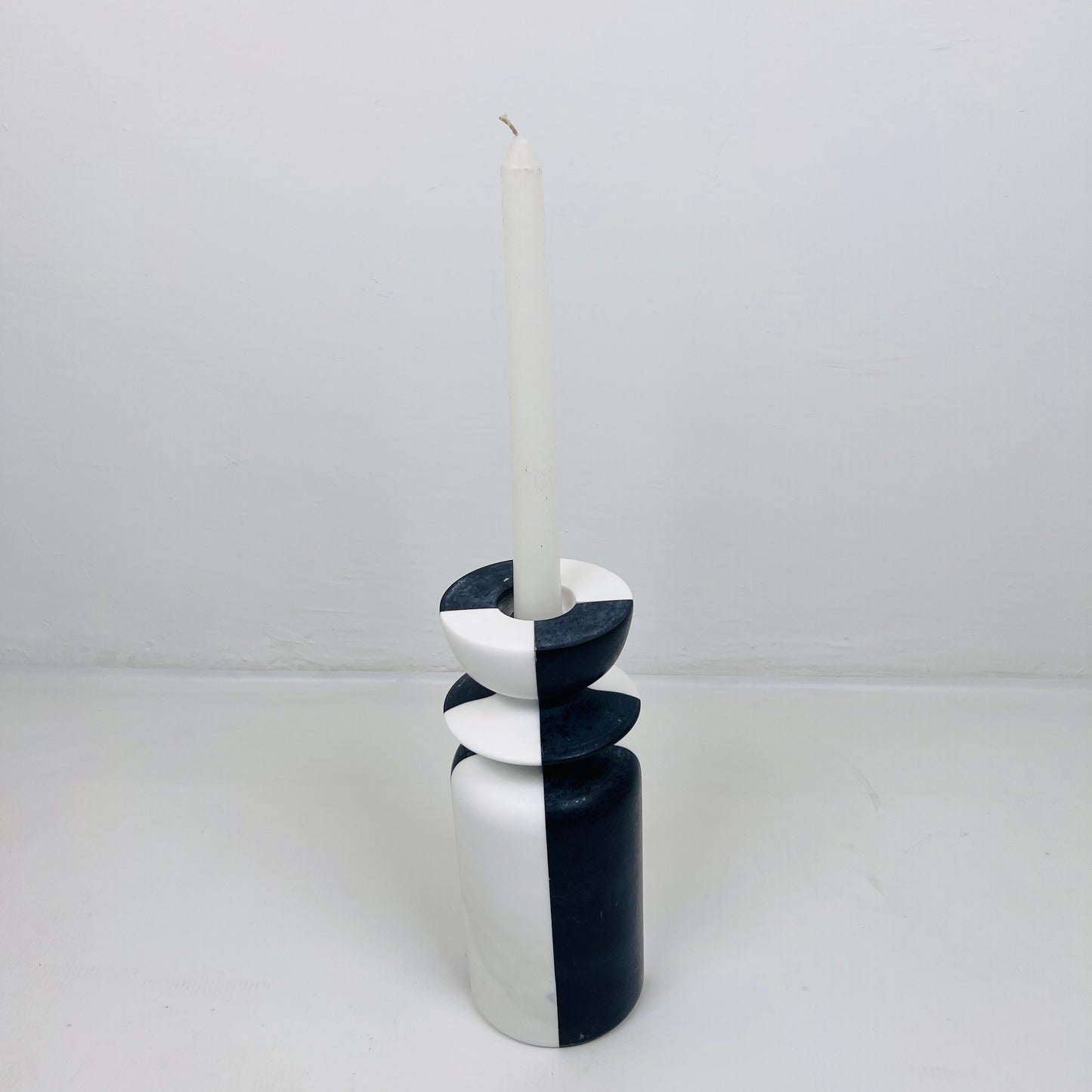 Collared Candle Stand - Black & White