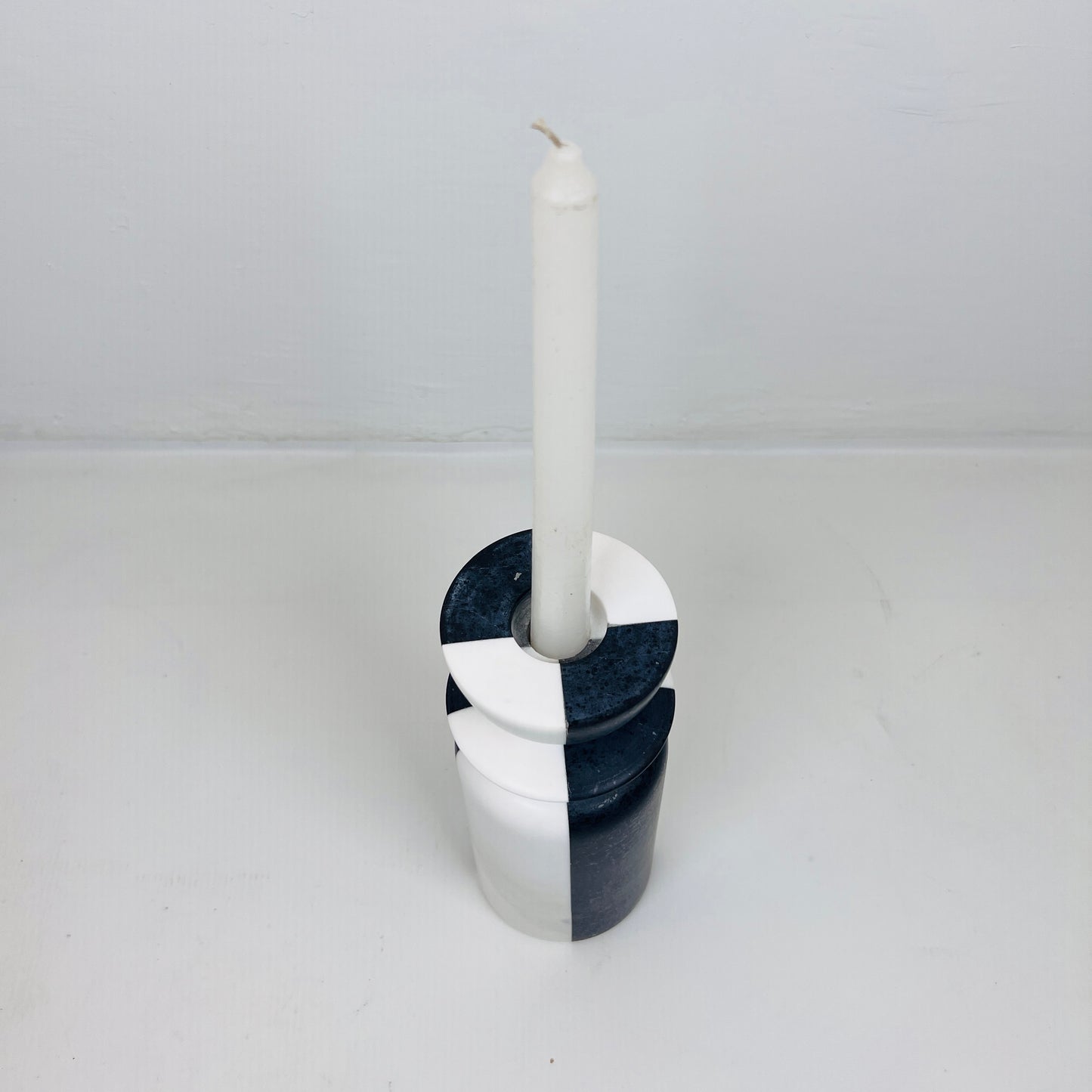 Collared Candle Stand - Black & White