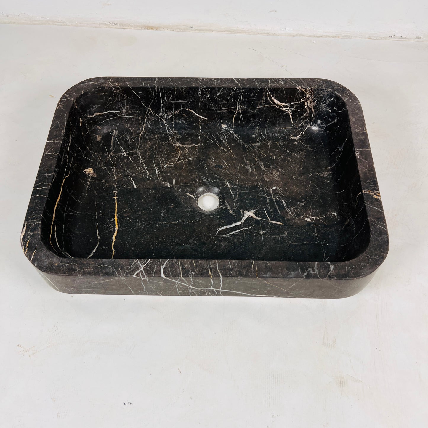 Rectangular Noir Stone Basin