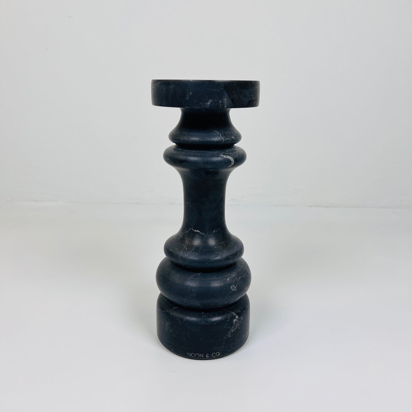 Shaker Candle Stand - Black