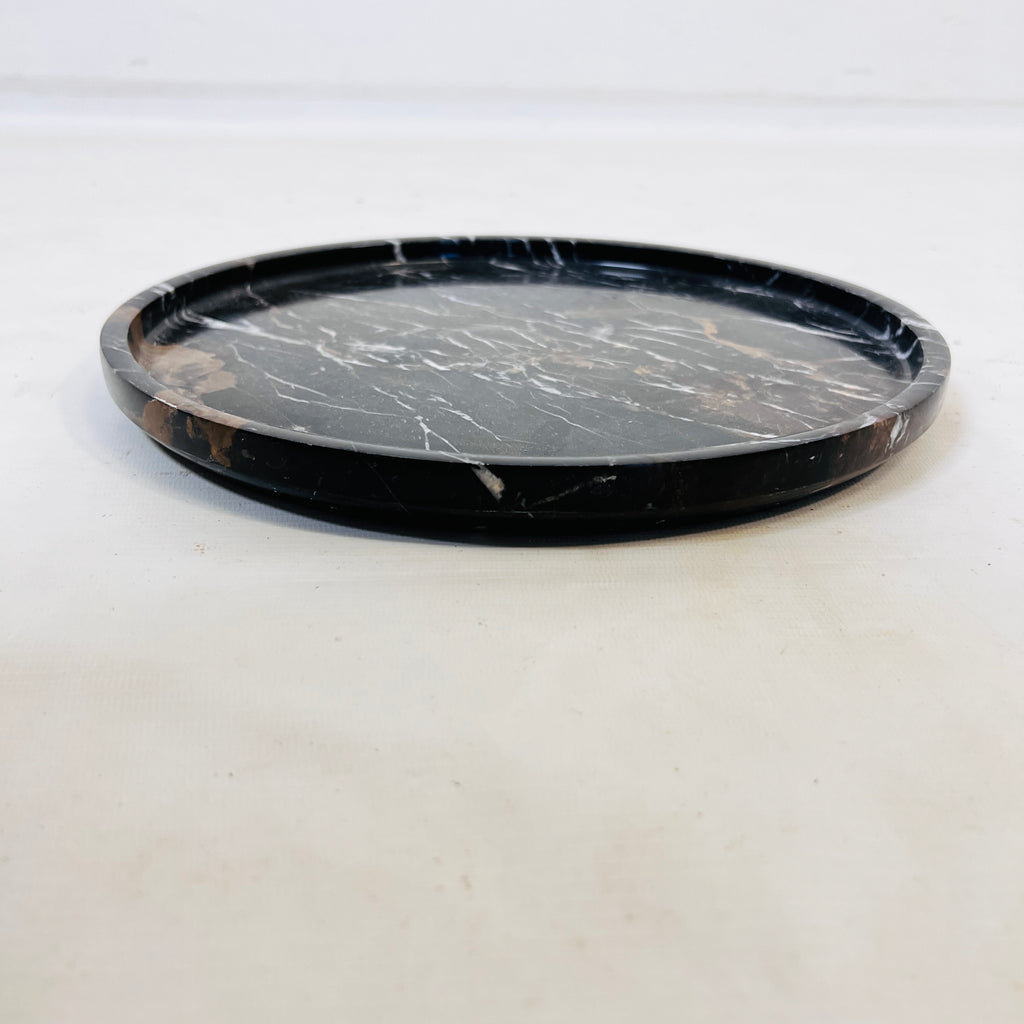 Elara Noir Plate