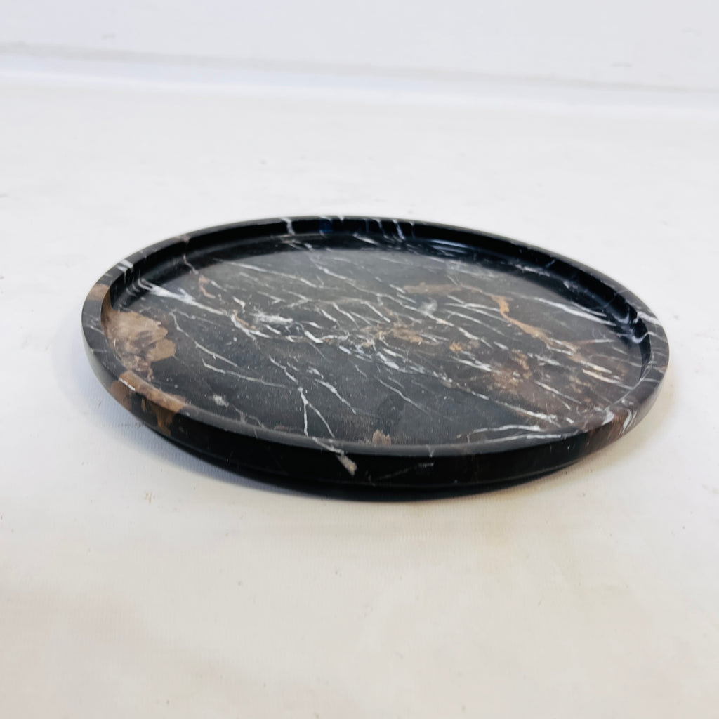 Elara Noir Plate