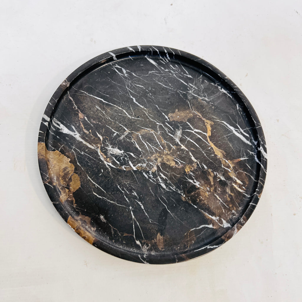Elara Noir Plate