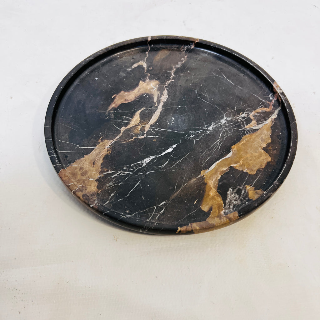 Elara Umbra Plate