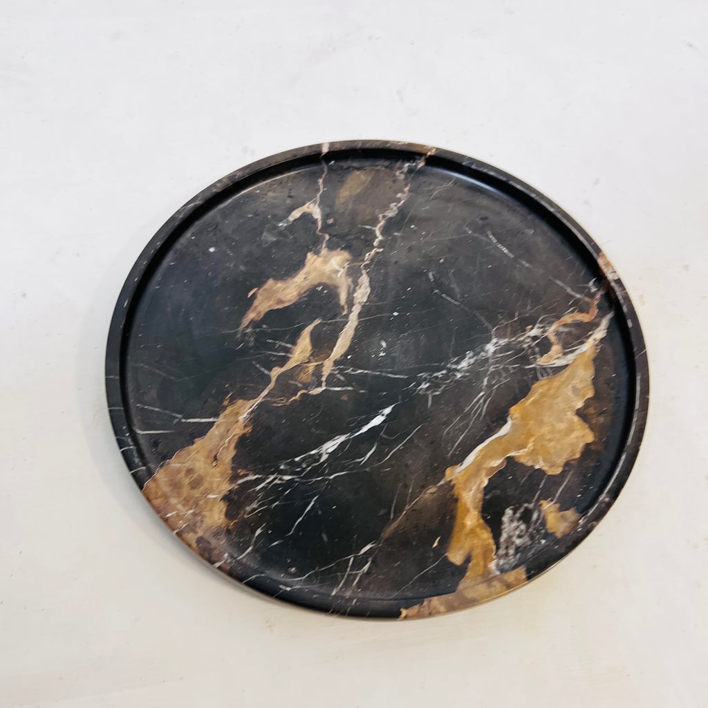 Elara Umbra Plate