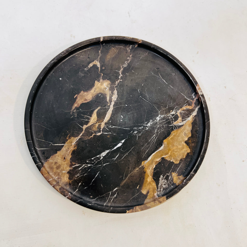 Elara Umbra Plate