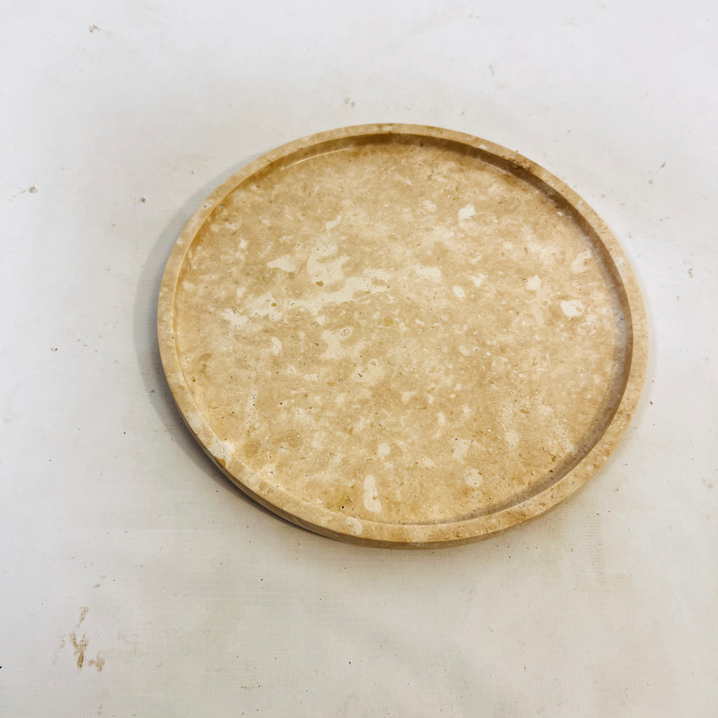 Elara Velora Plate