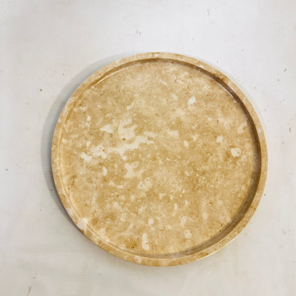 Elara Velora Plate