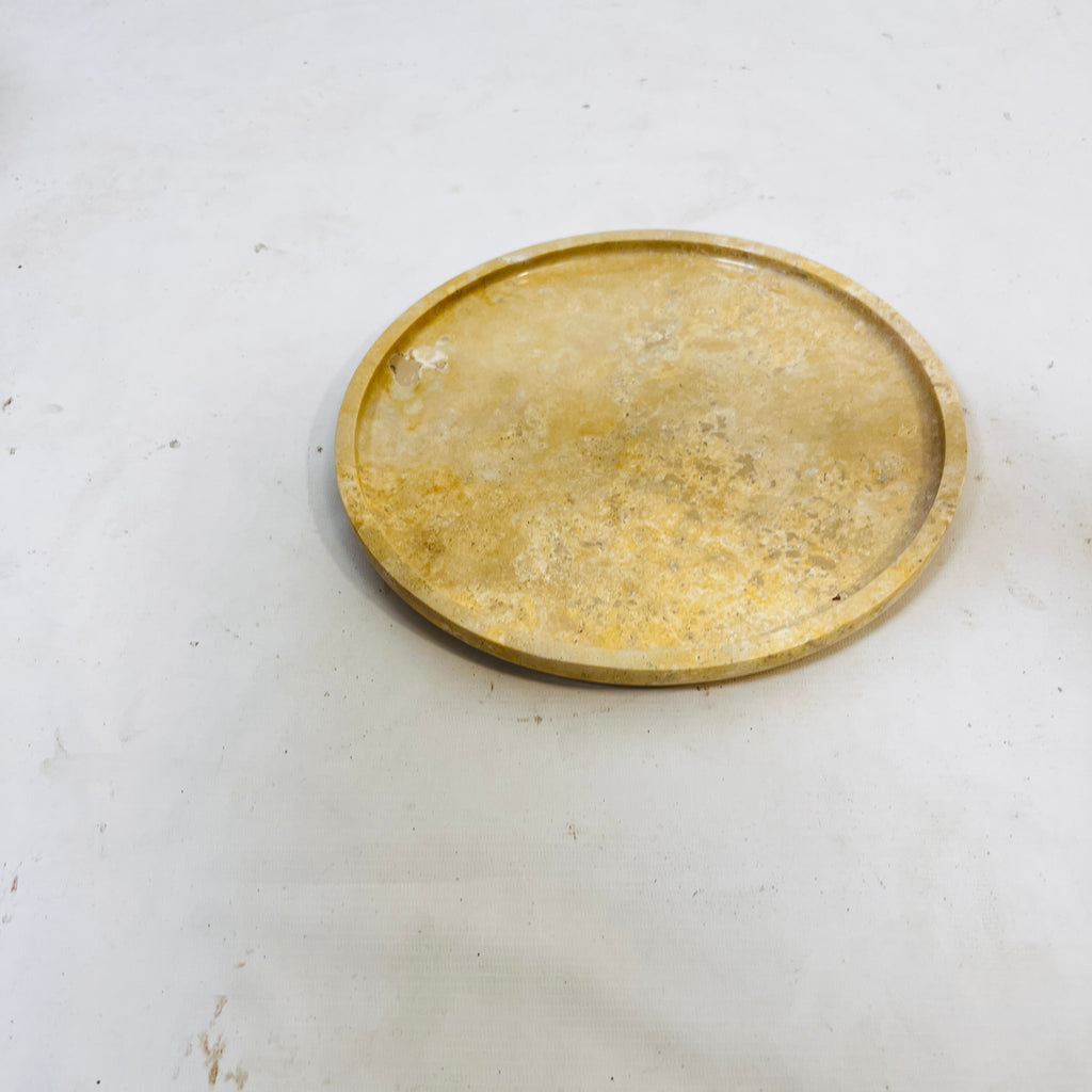 Elara Crema Plate