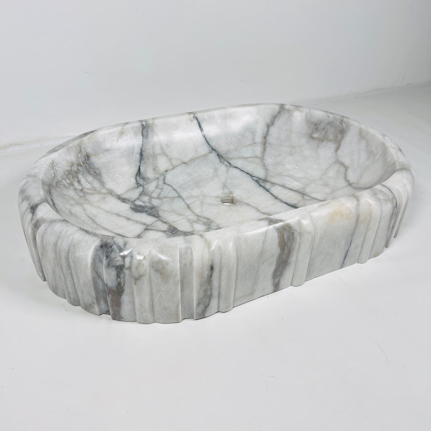 Pleated Obround Sink - Gray Commando