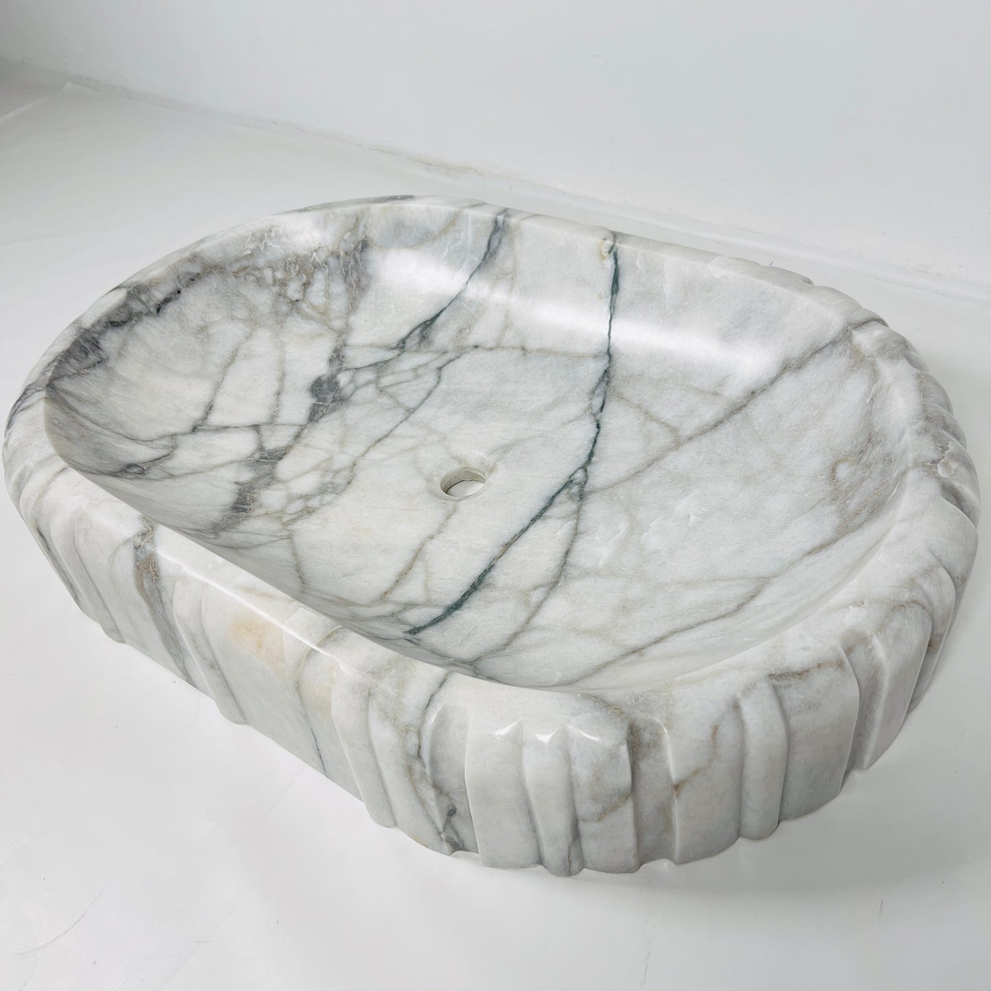 Pleated Obround Sink - Gray Commando
