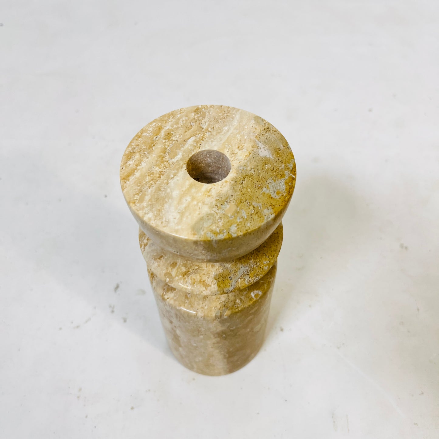 Solis Varn Candle Stand