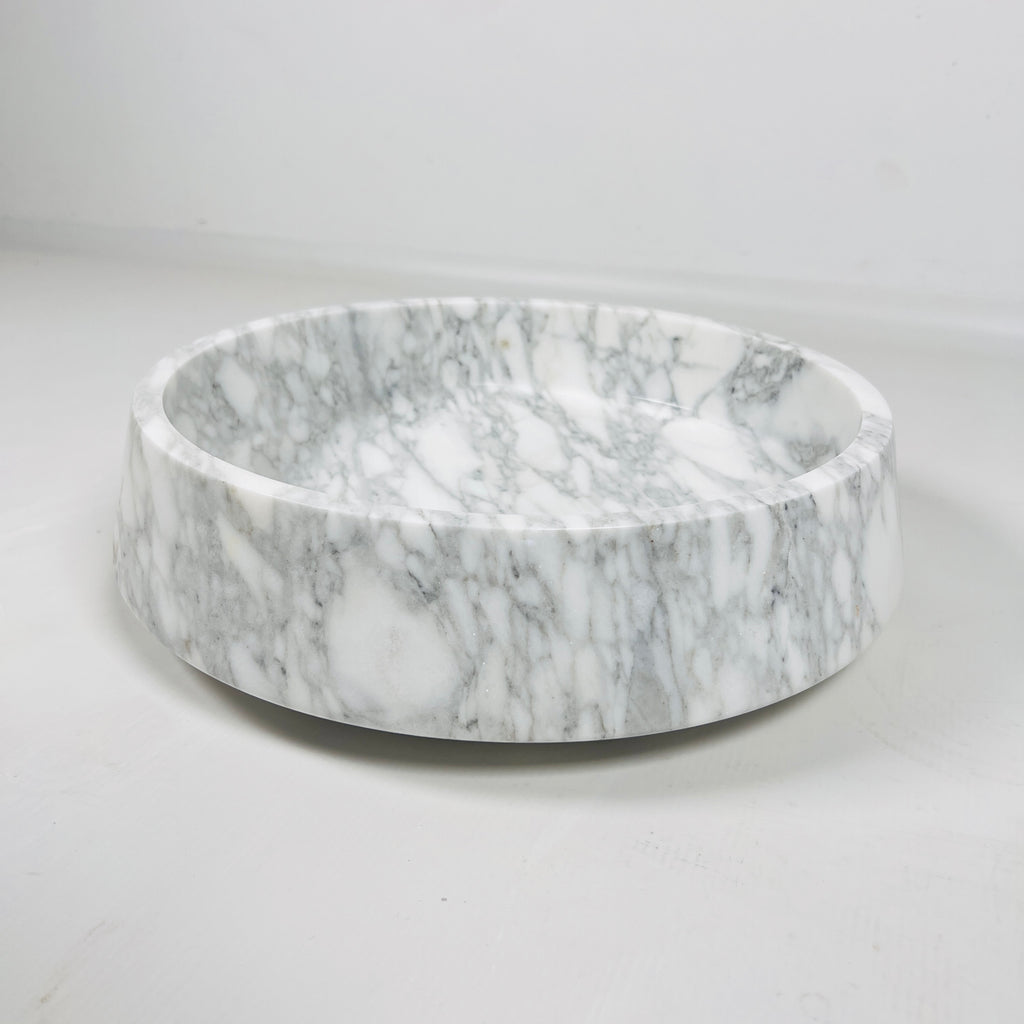 White and Gray Veined Bowl