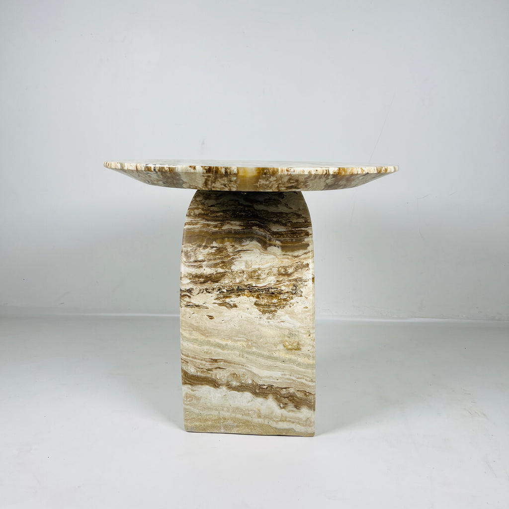 Nimbus Shaded Table