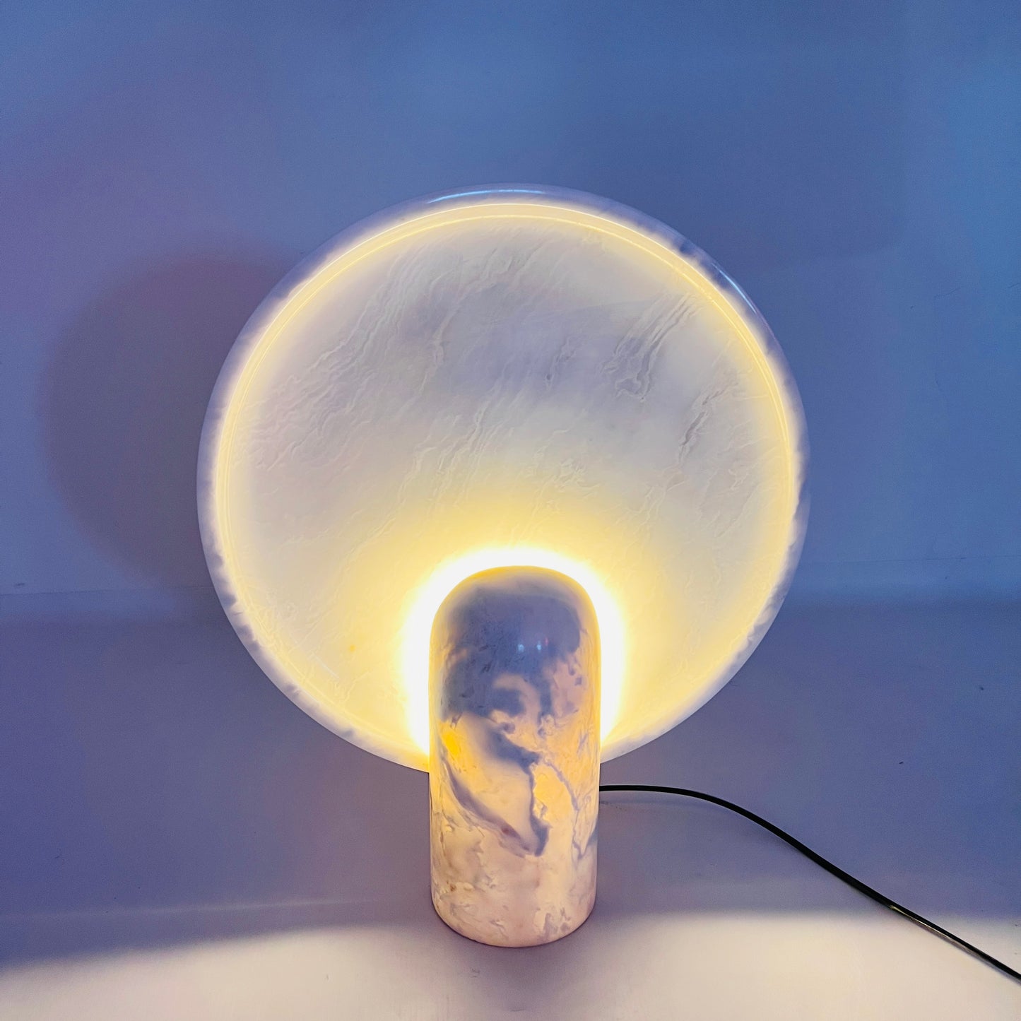 Disc Table Lamp - White