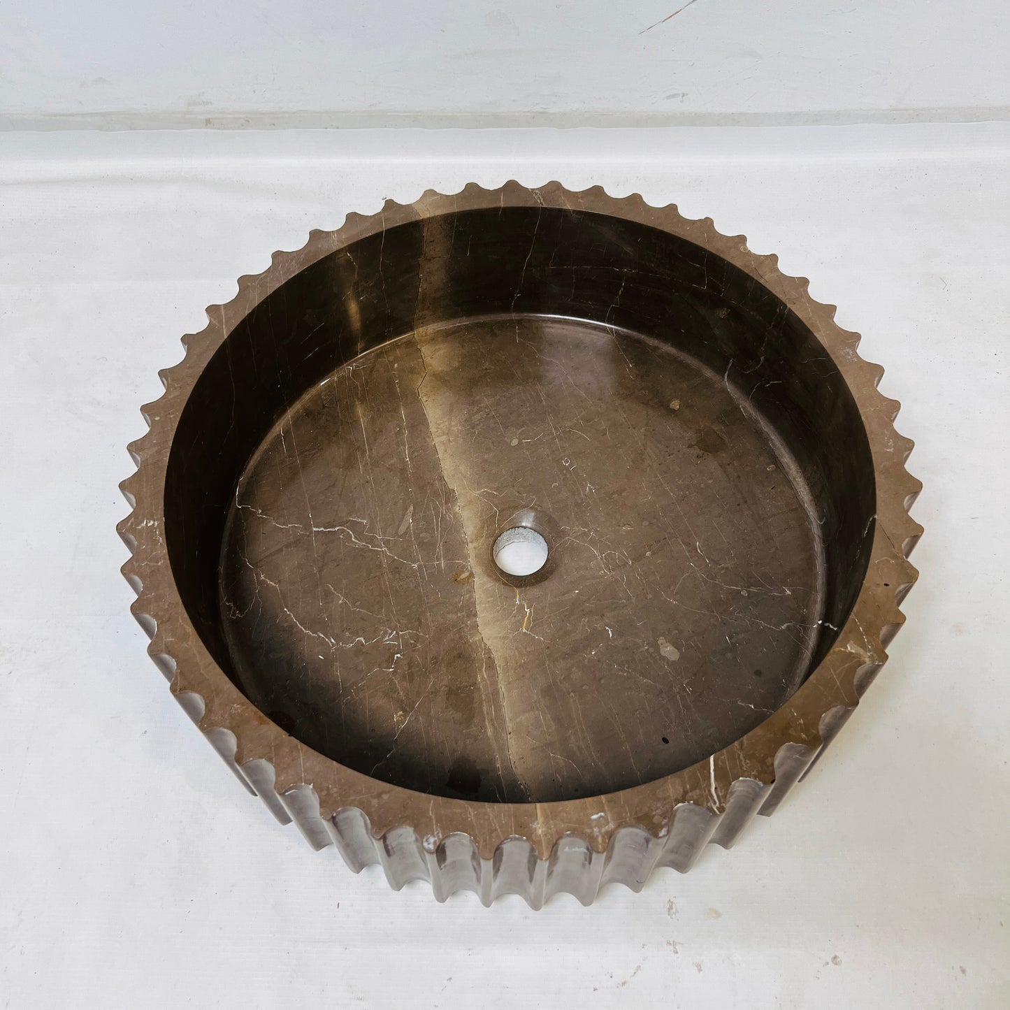 Fluted Sink - Brown