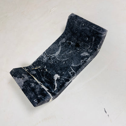 Curved Tray