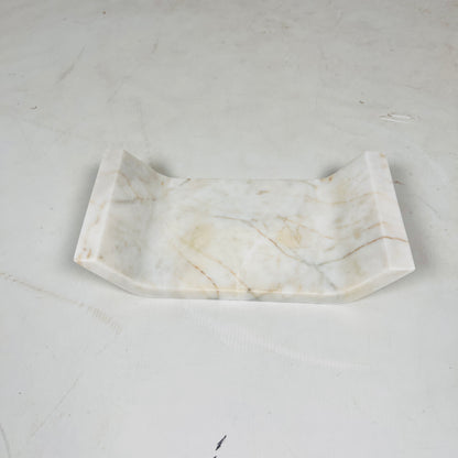 Curved Tray