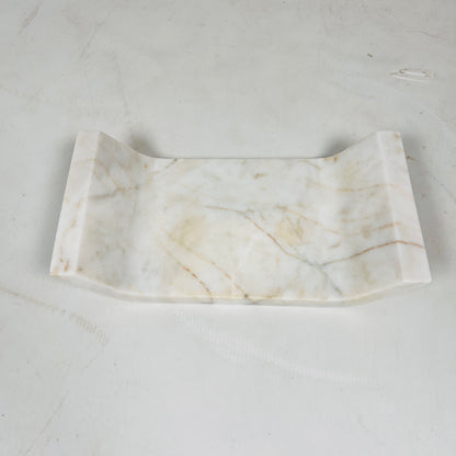 Curved Tray