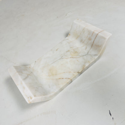 Curved Tray