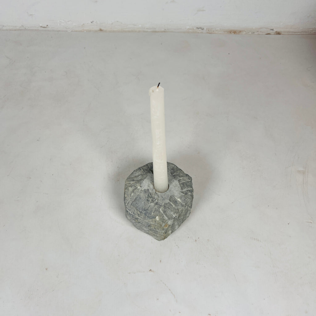 Vera Silk Candle Stand
