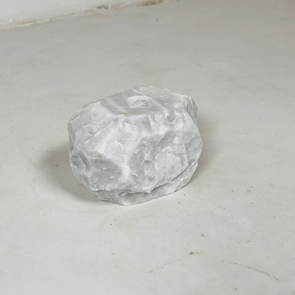 Vera Shell Candle Stand