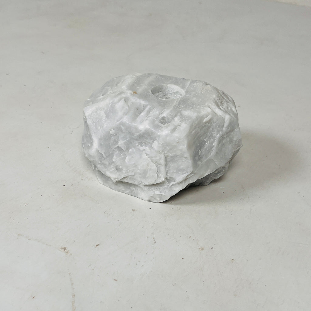 Vera Shell Candle Stand