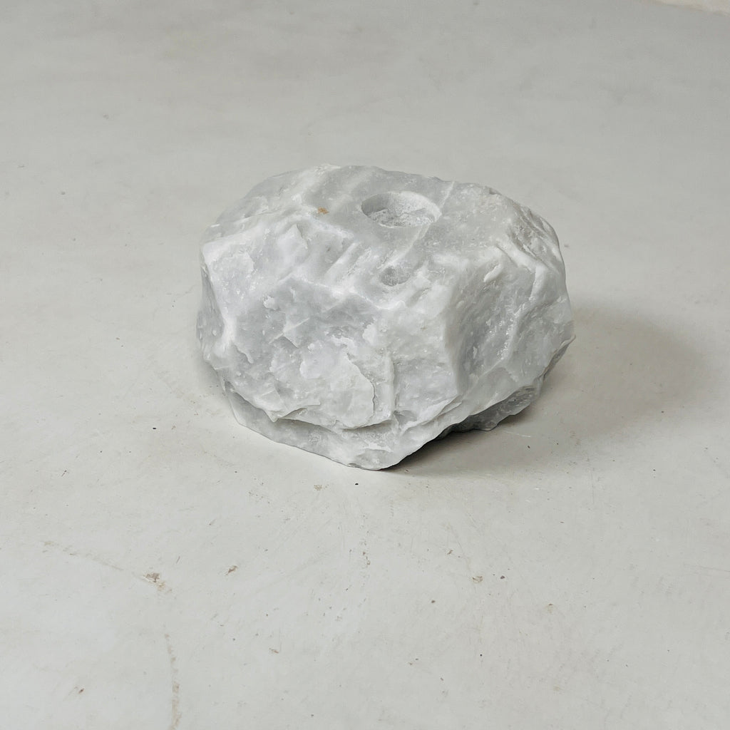 Vera Shell Candle Stand