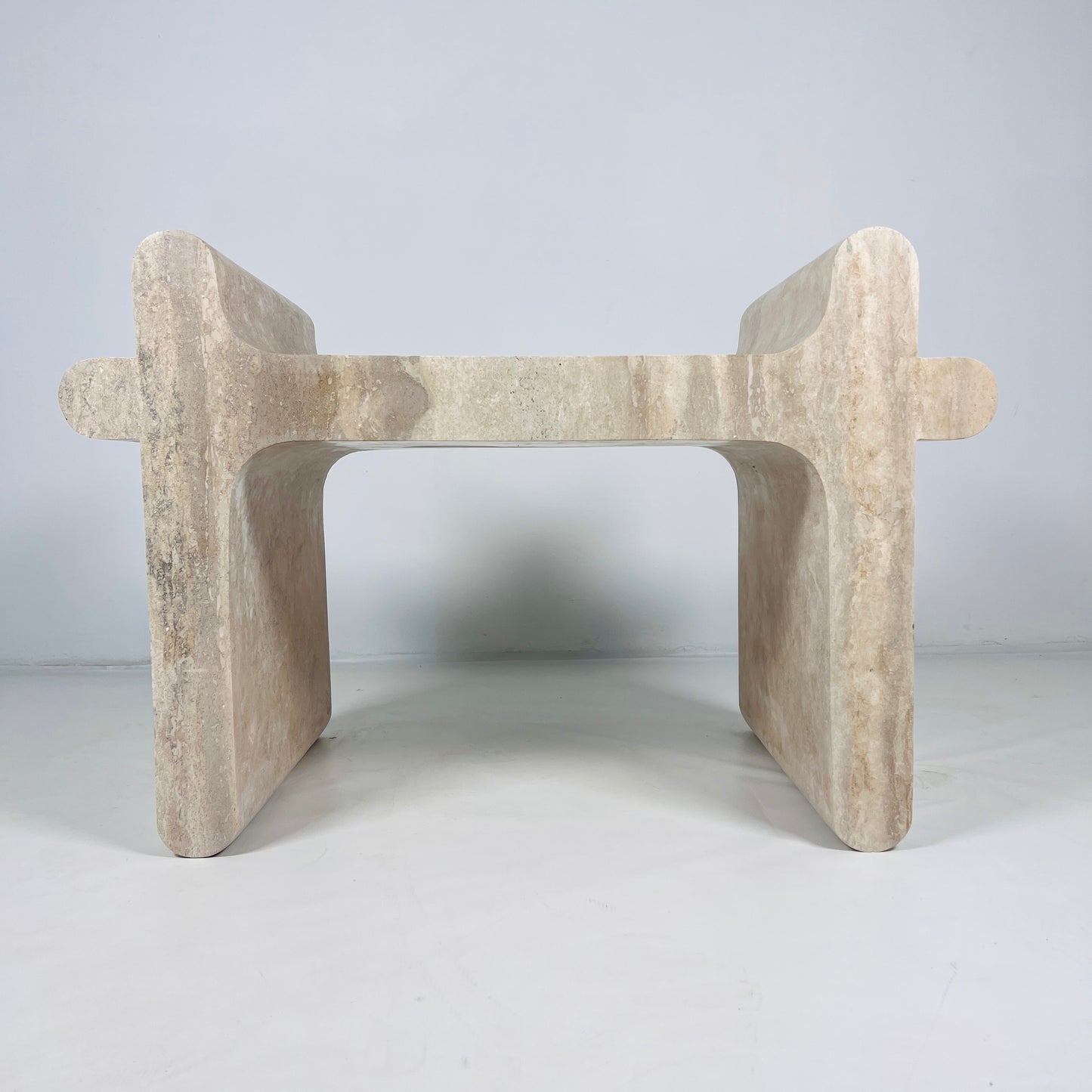 Sable Sculpt Bench - Travertine