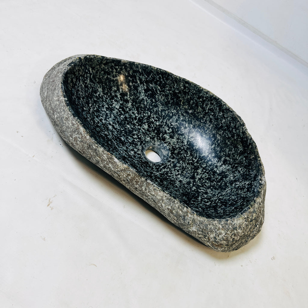 Rockwave Noir riverstone Sink