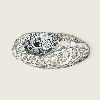 Grain Spotted Ash Tray - River Stone