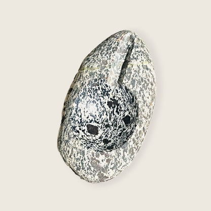 Grain Spotted Ash Tray - River Stone