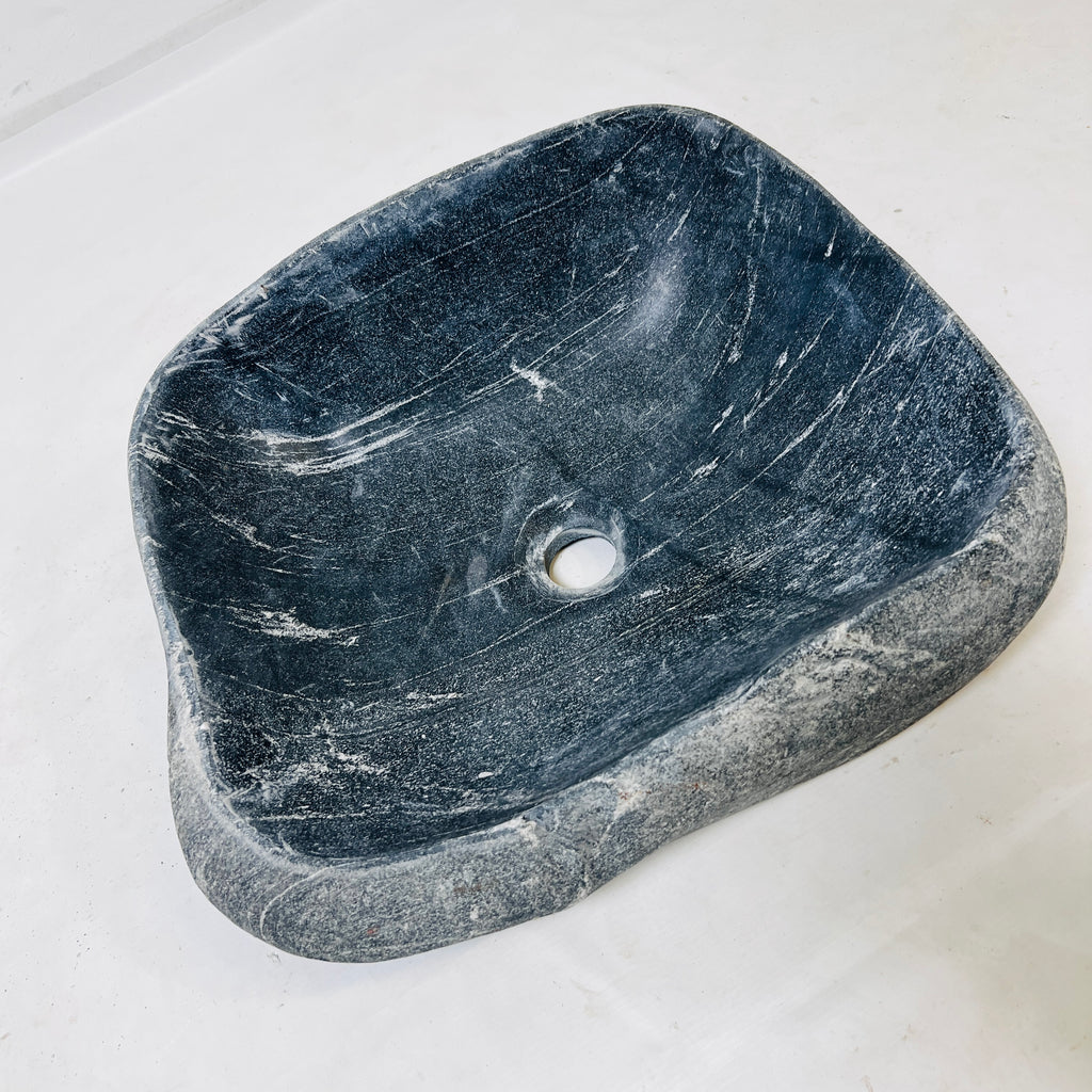 Rivea Onyx Riverstone Sink