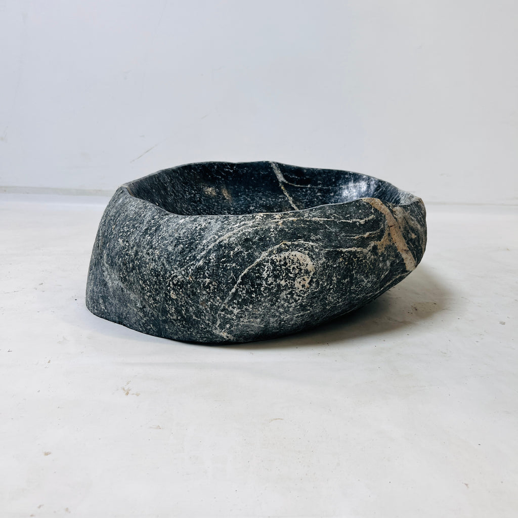 Pebble Night Riverstone Sink