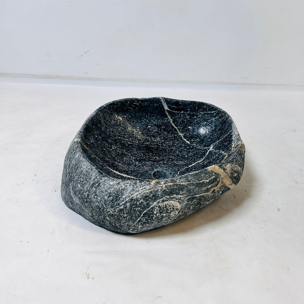 Pebble Night Riverstone Sink